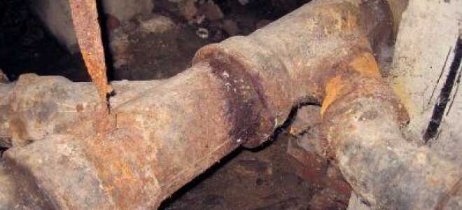 Демонтаж канализационных труб в квартире