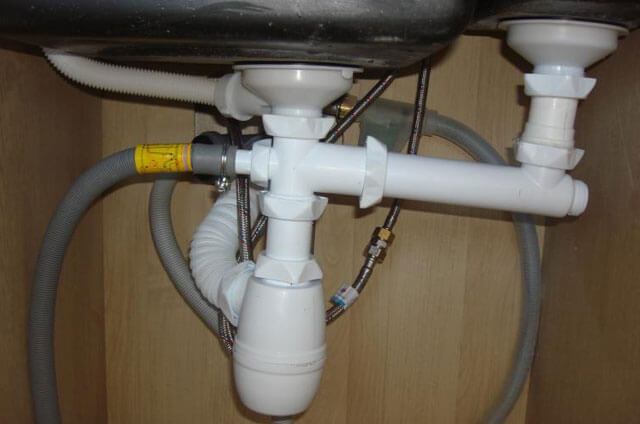 как установить мойку на кухне как установить врезную мойку