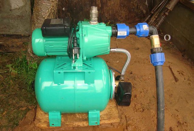 как завести воду в дом из колодца система водоснабжения на даче из колодца