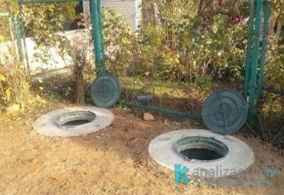 Люк выгребной ямы из бетонных колец 