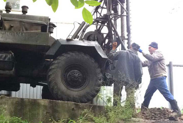 как самому сделать скважину